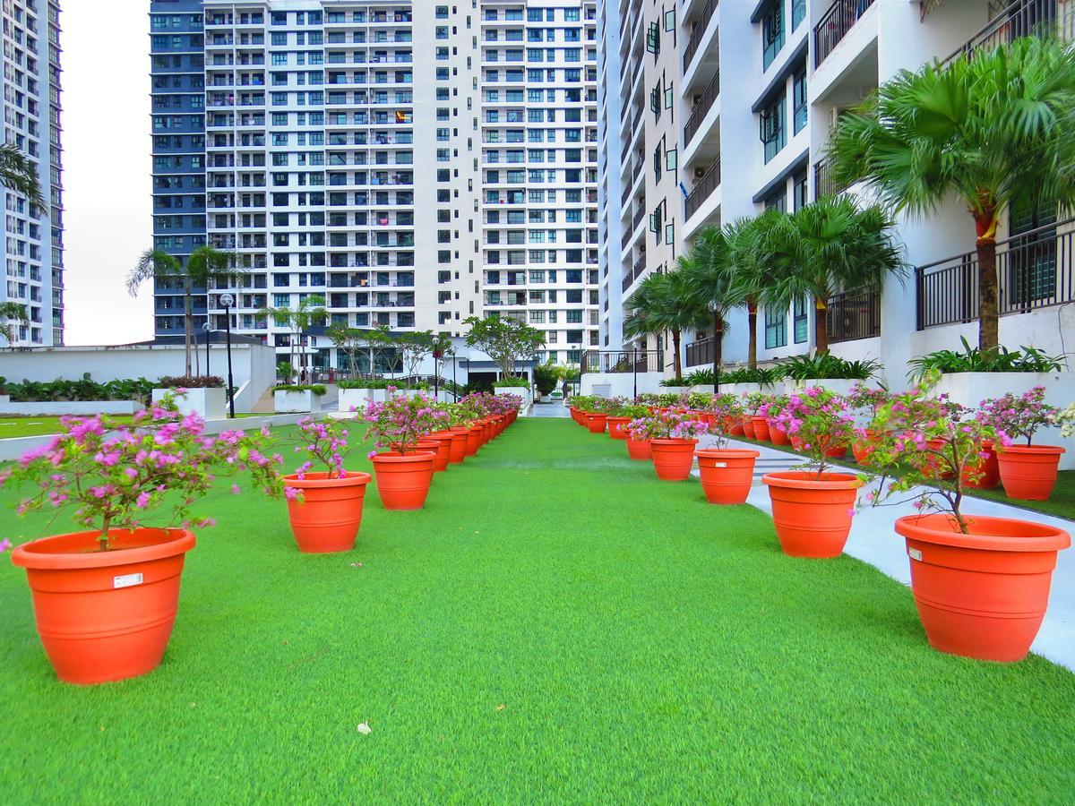 The Garden By J&G Vacation Homes Skudai Extérieur photo