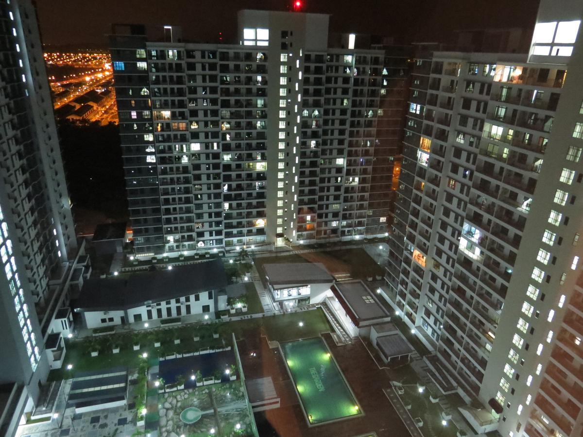 The Garden By J&G Vacation Homes Skudai Extérieur photo